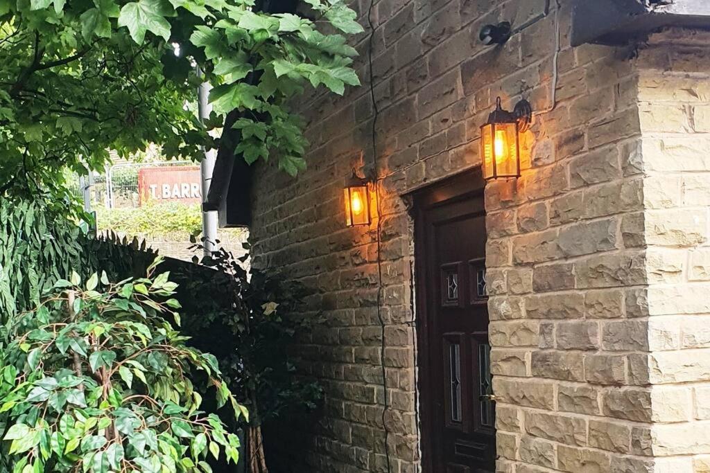 Holiday home Lister Park Bradford Stylish 1bed Coach House - Quiet & Tranquil & Parking