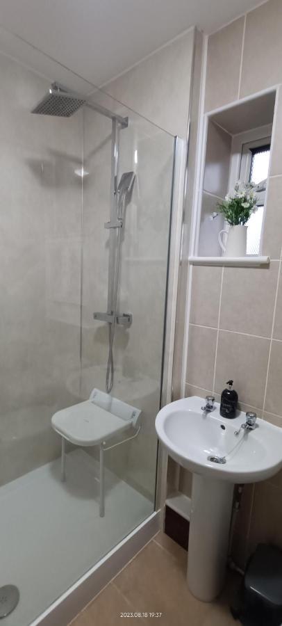 Lister Park Bradford Stylish 1bed Coach House - Quiet & Tranquil & Parking Bradford (West Yorkshire)