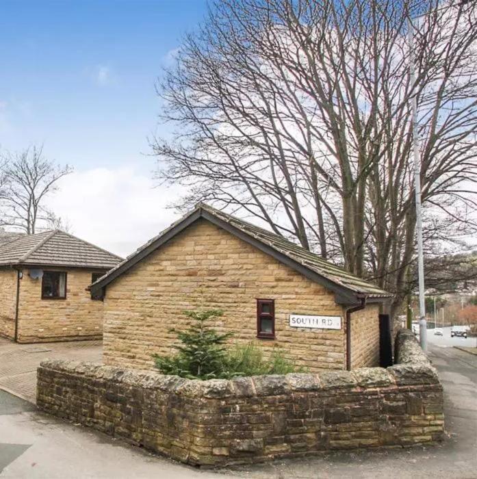 Lister Park Bradford Stylish 1bed Coach House - Quiet & Tranquil & Parking * Bradford (West Yorkshire)